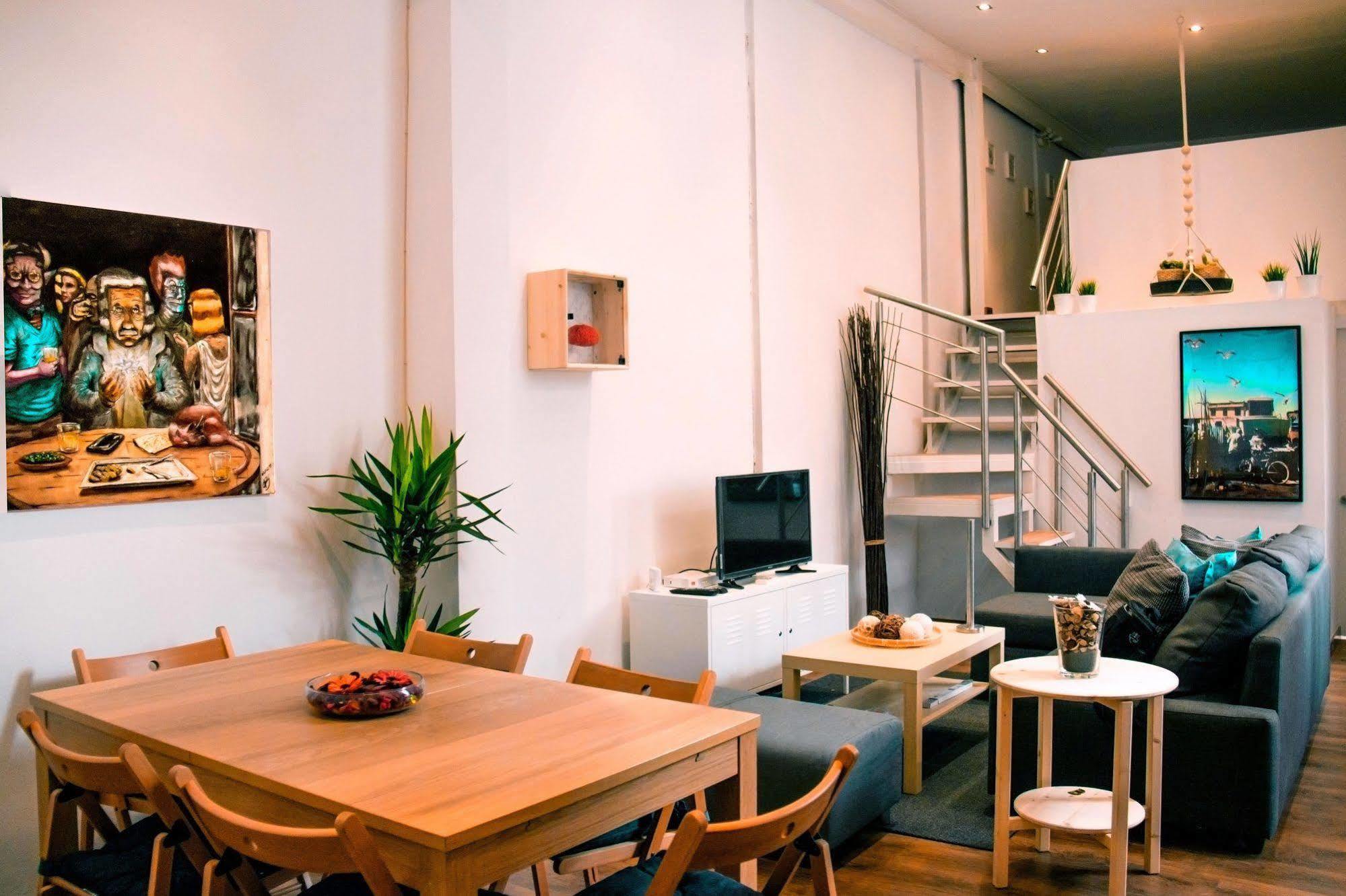 Lollipop Flats City Centre Suite Madri Exterior foto